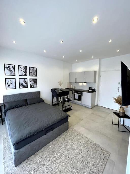 Bahnhofsapartment Loerrach מראה חיצוני תמונה